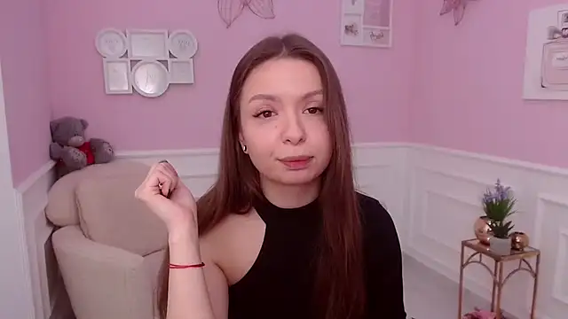 Snapshot of LucySkilar chatting on December 2024 06:41:01 AM LucySkilar online show from December 2024 06:41:01 AM