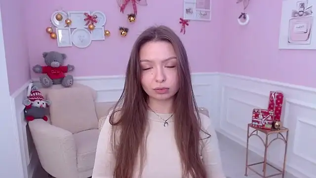 Snapshot of LucySkilar chatting on December 2024 05:42:02 AM LucySkilar online show from December 2024 05:42:02 AM