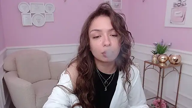 Snapshot of LucySkilar chatting on October 2025 04:33:01 AM LucySkilar online show from October 2025 04:33:01 AM