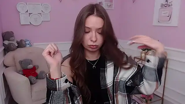 Snapshot of LucySkilar chatting on October 2025 05:22:02 AM LucySkilar online show from October 2025 05:22:02 AM