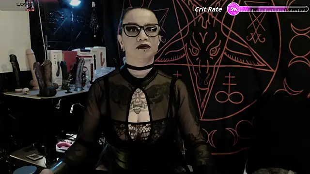 Evil Queen 666 online show from February 2026 06:36:02 AM