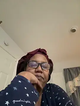 ebonyred online show from February 2026 01:59:02 AM