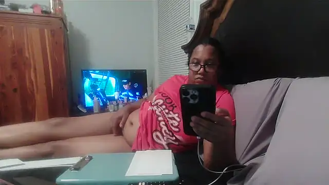 ebonyred online show from March 2026 12:50:01 AM