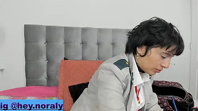 hey noraly online show from February 2025 04:15:01 AM