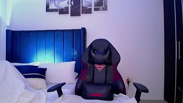 Snapshot of Anastasia_evans444 chatting on February 2025 03:22:01 AM Anastasia evans444 online show from February 2025 03:22:01 AM