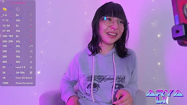 Snapshot of arysUwU chatting on March 2026 03:22:02 AM arysUwU online show from March 2026 03:22:02 AM