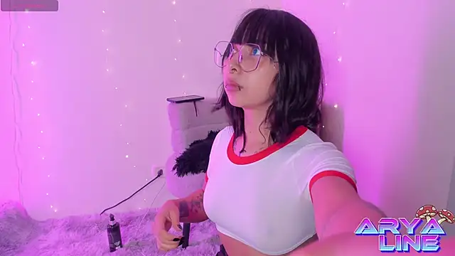 arysUwU online show from May 2026 01:11:02 AM