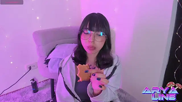 arysUwU online show from May 2026 01:47:02 AM