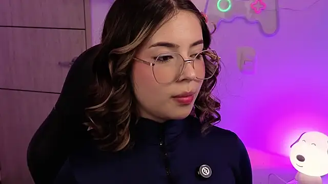 EmilyMiller  online show from June 2026 03:16:02 PM