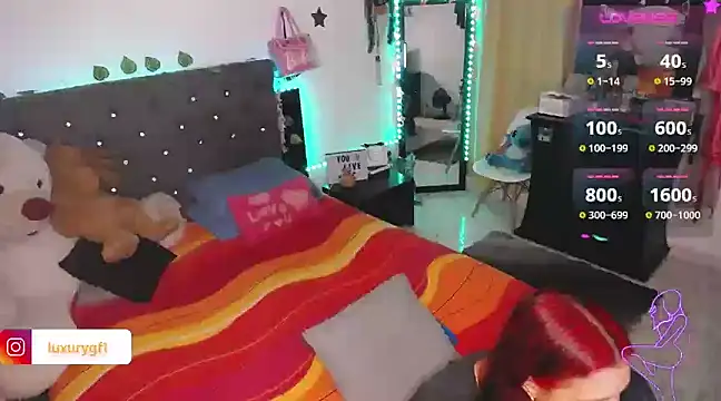 Snapshot of Pocahontaslovex chatting on December 2024 04:31:02 AM Pocahontaslovex online show from December 2024 04:31:02 AM