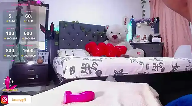 Snapshot of Pocahontaslovex chatting on February 2025 09:11:01 AM Pocahontaslovex online show from February 2025 09:11:01 AM