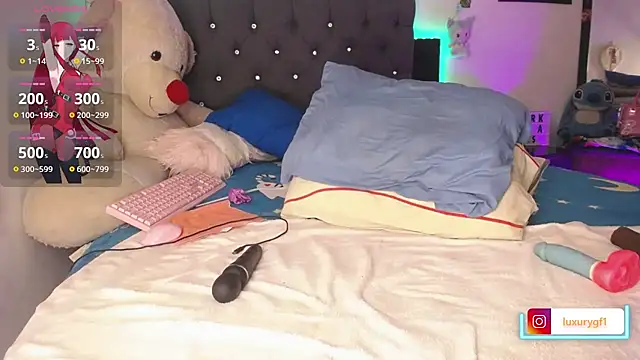 Pocahontaslovex online show from April 2026 06:19:01 AM