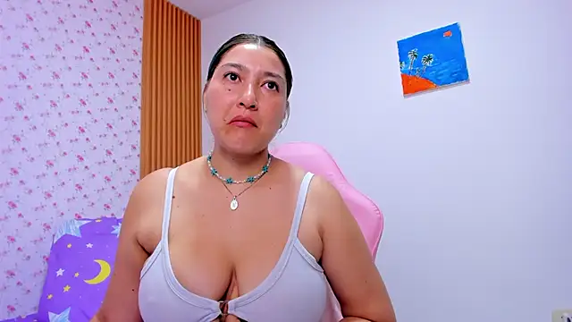 Snapshot of Soyqueen chatting on April 2026 06:52:01 AM Soyqueen online show from April 2026 06:52:01 AM