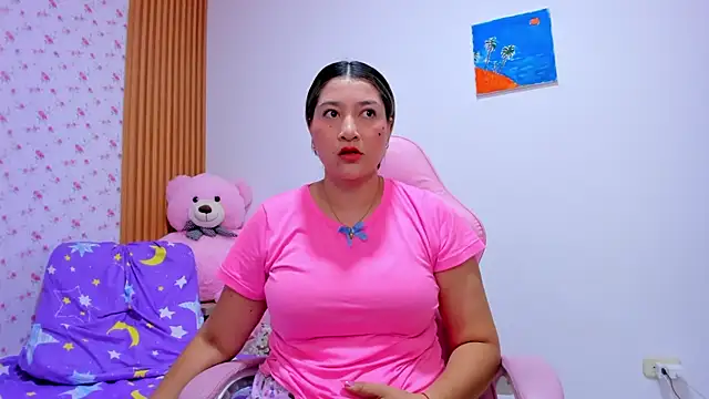 Snapshot of Soyqueen chatting on May 2026 07:26:02 AM Soyqueen online show from May 2026 07:26:02 AM
