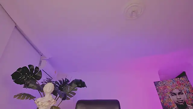 Taylor  foxxx online show from March 2025 04:17:02 AM