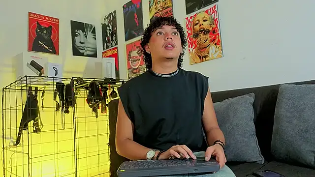 GaelOconner online show from December 2025 04:10:01 AM