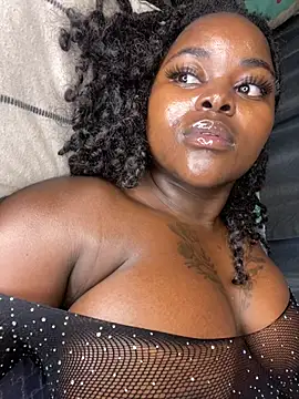 Snapshot of Honeycoco0211 chatting on March 2025 05:49:02 AM Honeycoco0211 online show from March 2025 05:49:02 AM