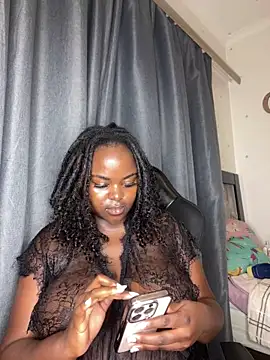 Snapshot of Honeycoco0211 chatting on March 2025 04:26:01 AM Honeycoco0211 online show from March 2025 04:26:01 AM