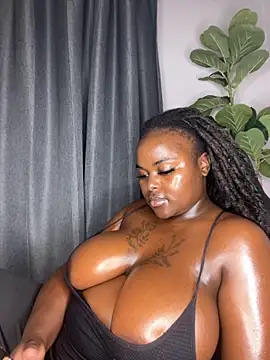 Snapshot of Honeycoco0211 chatting on September 2025 06:18:02 PM Honeycoco0211 online show from September 2025 06:18:02 PM