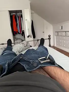 Snapshot of bwcalexander chatting on April 2026 10:07:02 PM bwcalexander online show from April 2026 10:07:02 PM