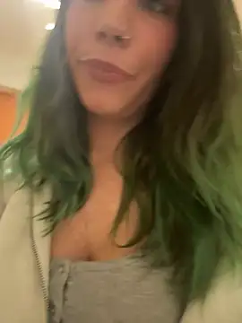 Lady Knaller online show from October 2025 07:03:02 PM