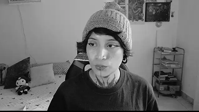  Apola 77 online show from February 2025 09:37:01 PM