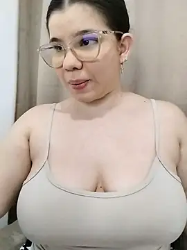 Snapshot of Danzel1105 chatting on December 2025 11:34:02 PM Danzel1105 online show from December 2025 11:34:02 PM