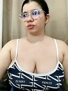 Snapshot of Danzel1105 chatting on January 2026 11:51:02 PM Danzel1105 online show from January 2026 11:51:02 PM