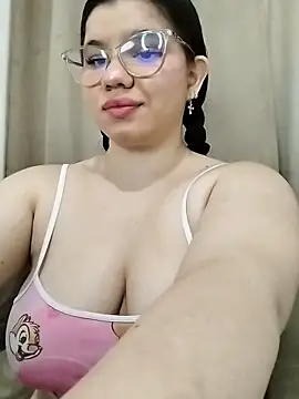 Snapshot of Danzel1105 chatting on February 2026 11:06:02 AM Danzel1105 online show from February 2026 11:06:02 AM