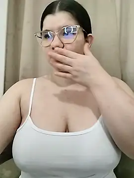 Snapshot of Danzel1105 chatting on February 2026 10:10:02 PM Danzel1105 online show from February 2026 10:10:02 PM