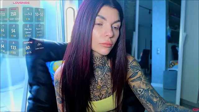 tattooedBabyy online show from May 2026 10:22:02 AM
