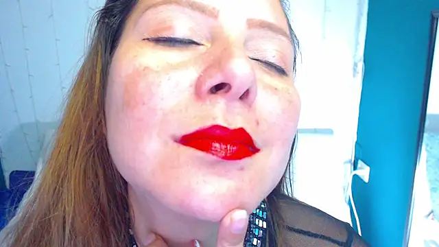 camila delarosa online show from February 2025 01:06:01 PM