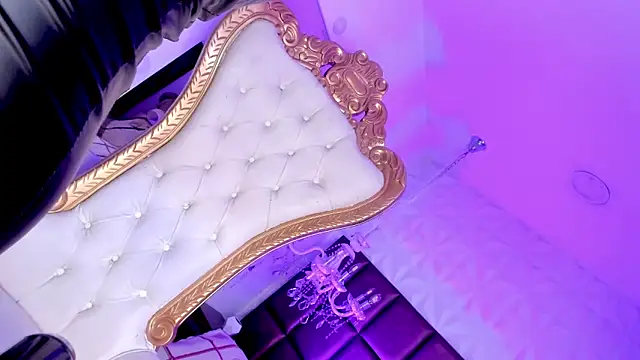 Dalila Thoms online show from March 2025 01:29:01 PM