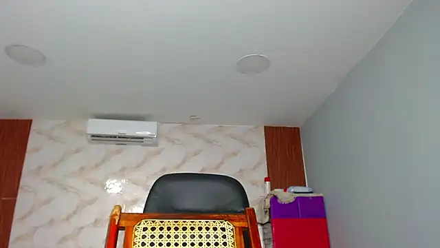 Snapshot of George_Dominator chatting on January 2025 09:15:02 PM George Dominator online show from January 2025 09:15:02 PM