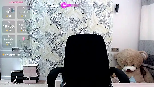 Marmalade Fox online show from February 2025 04:35:02 AM