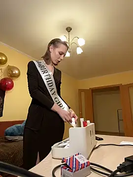 Snapshot of Crayzy_Luv chatting on February 2025 05:30:02 PM Crayzy Luv online show from February 2025 05:30:02 PM