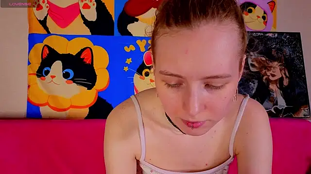 Crayzy Luv online show from July 2026 02:59:01 PM