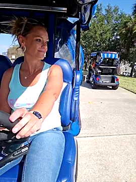 Dixiefaye Pika online show from November 2025 05:12:02 PM