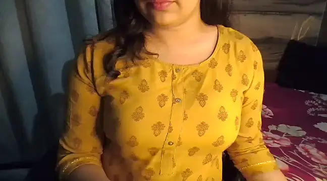 Snapshot of Trezza chatting on March 2025 05:57:01 PM Trezza online show from March 2025 05:57:01 PM