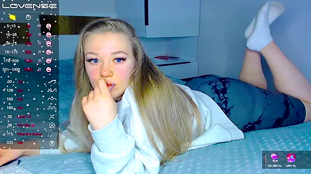 Snapshot of kitti_kaattt chatting on January 2025 11:46:01 AM kitti kaattt online show from January 2025 11:46:01 AM