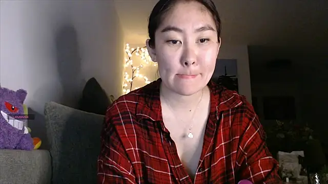 Kunimitsuu  online show from September 2025 10:35:01 PM