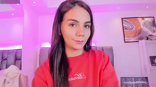 Snapshot of martina_mancini chatting on October 2025 02:37:01 PM martina mancini online show from October 2025 02:37:01 PM