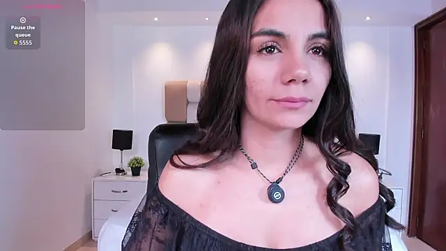 martina mancini online show from March 2026 07:24:02 PM