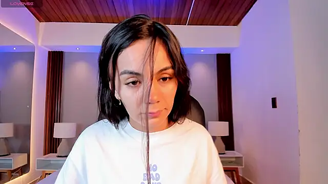 martina mancini online show from May 2026 12:33:02 PM