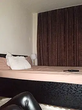 GiseleReine online show from March 2025 06:51:01 PM