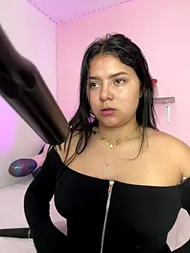 Snapshot of Oriana_Guzman chatting on November 2025 11:32:01 PM Oriana Guzman online show from November 2025 11:32:01 PM