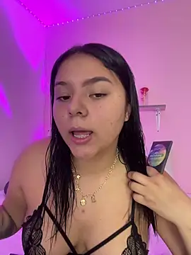 Snapshot of Oriana_Guzman chatting on November 2025 08:19:01 PM Oriana Guzman online show from November 2025 08:19:01 PM