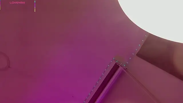 Snapshot of Oriana_Guzman chatting on February 2026 11:09:01 PM Oriana Guzman online show from February 2026 11:09:01 PM