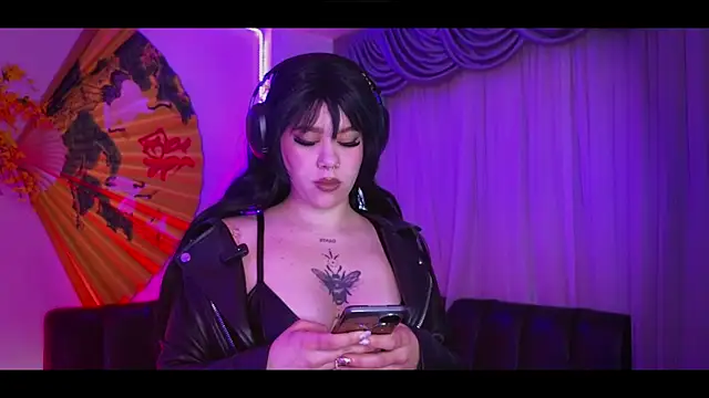 albaismynameX online show from October 2025 12:17:01 PM