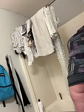 Snapshot of SexyB214 chatting on December 2024 02:00:01 PM SexyB214 online show from December 2024 02:00:01 PM